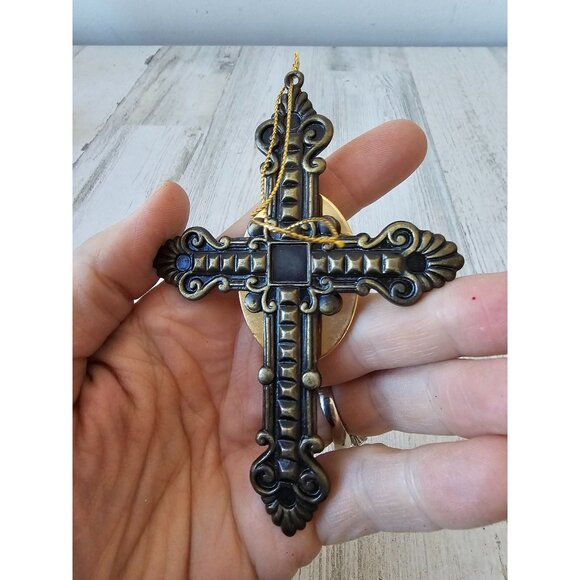 Vintage Jesus cross ornament gold brass religious Xmas tree - Picture 5 of 7